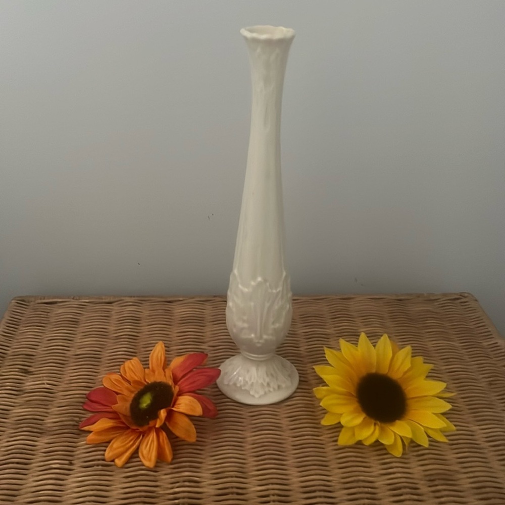 Lenox skinny cream base, good condition